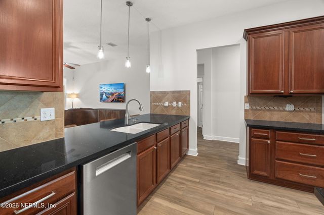 1681 FENTON Avenue, St. Johns, FL 32259