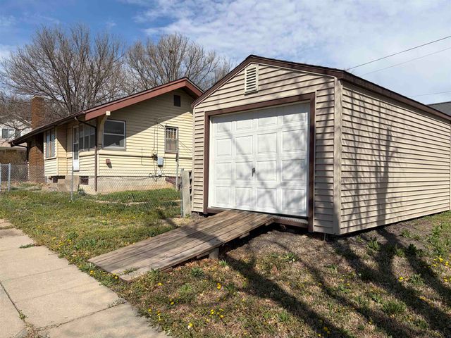 920 S Denver St, El Dorado, KS 67042