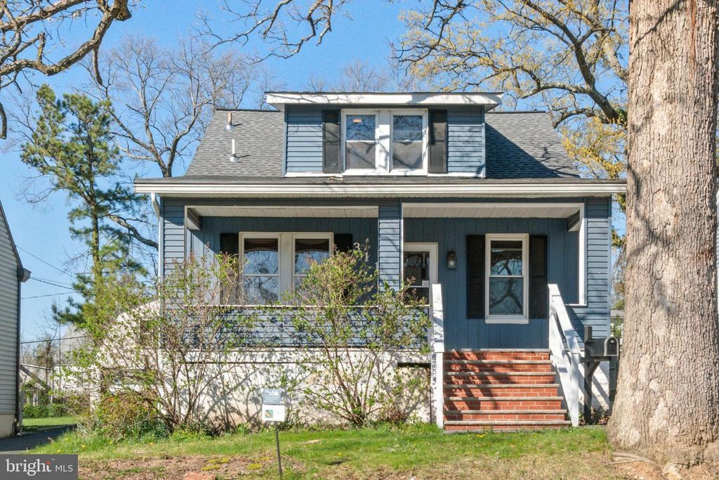 Image 2 of property listing at 3116 WOODHOME AVE, Baltimore, MD 21234