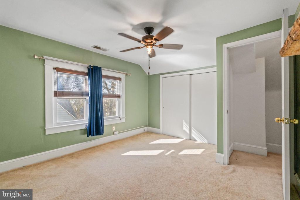 Image 23 of property listing at 3116 WOODHOME AVE, Baltimore, MD 21234