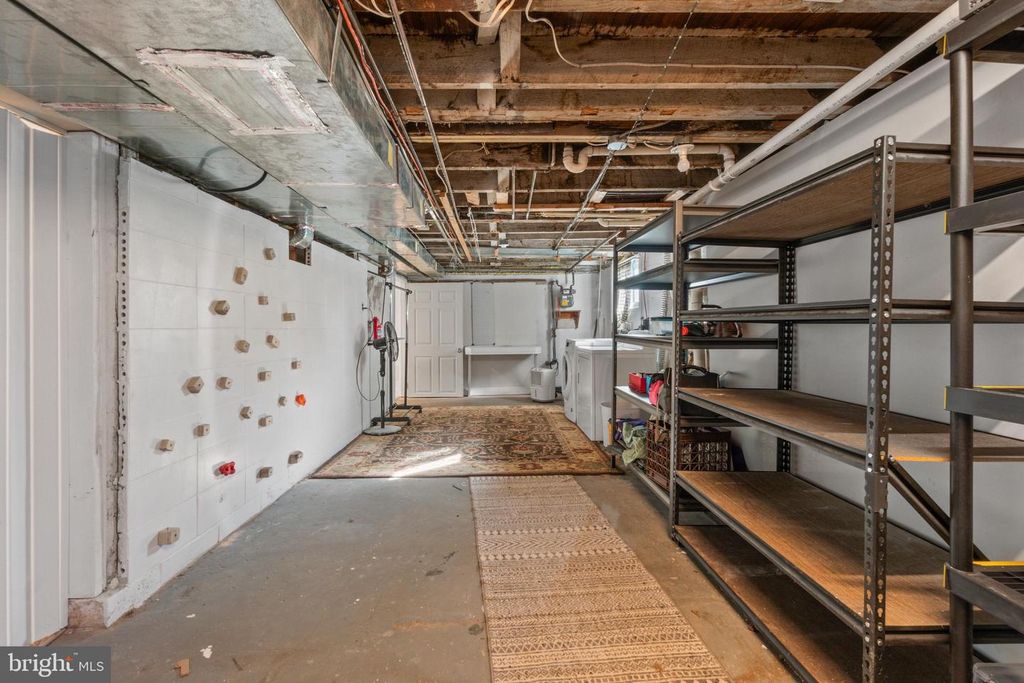 Image 33 of property listing at 3116 WOODHOME AVE, Baltimore, MD 21234