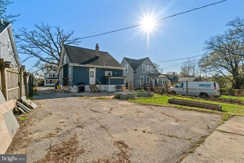 Image 37 of property listing at 3116 WOODHOME AVE, Baltimore, MD 21234