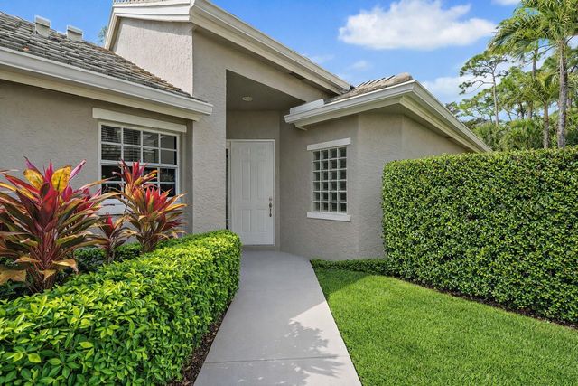 600 Masters Way, Palm Beach Gardens, FL 33418