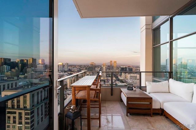 550 Front Street 2802, San Diego, CA 92101