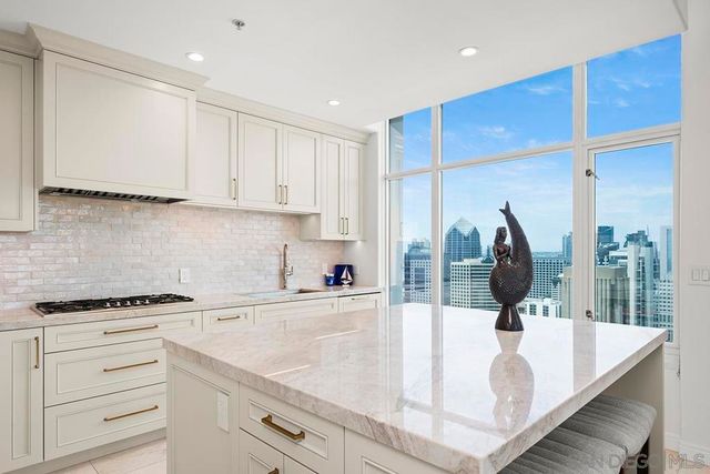 550 Front Street 2802, San Diego, CA 92101
