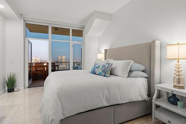 550 Front Street 2802, San Diego, CA 92101