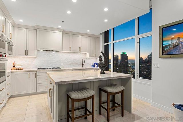 550 Front Street 2802, San Diego, CA 92101