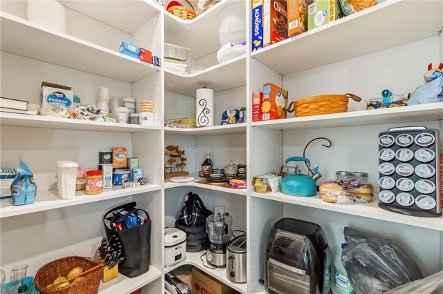 3387 HILLTOP CIRCLE, Bradenton, FL 34211