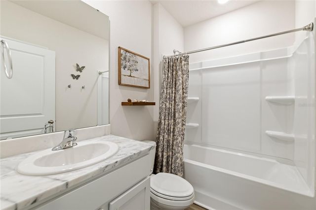 3387 HILLTOP CIRCLE, Bradenton, FL 34211