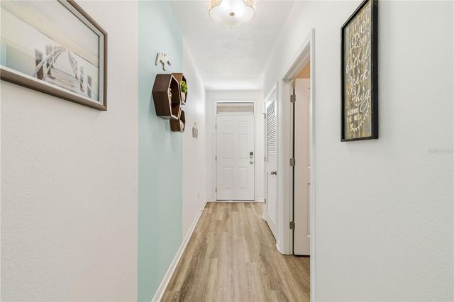 3387 HILLTOP CIRCLE, Bradenton, FL 34211