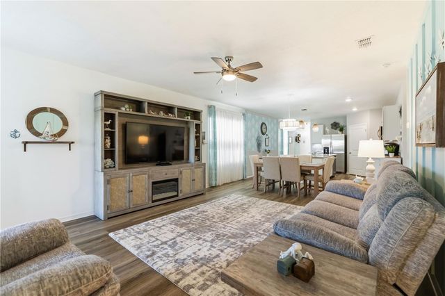 3387 HILLTOP CIRCLE, Bradenton, FL 34211