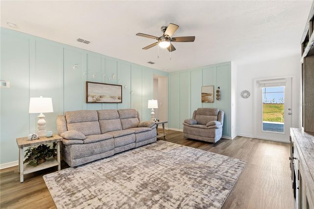 3387 HILLTOP CIRCLE, Bradenton, FL 34211