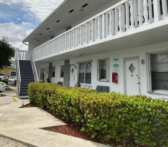602 N H Street 1a, Lake Worth Beach, FL 33460