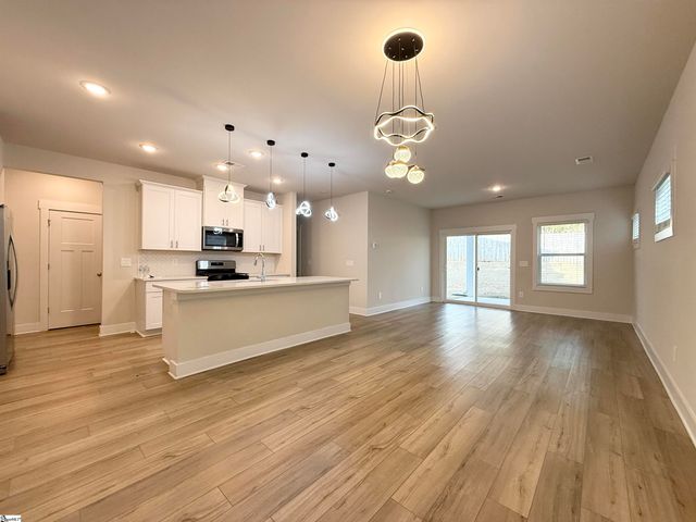 15 Brayfield Trail, Simpsonville, SC 29680