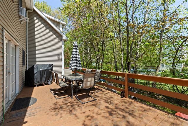 69 Highland Ave, Mansfield, MA 02048