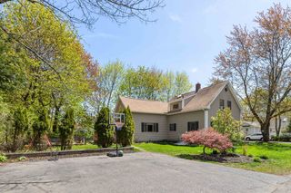 69 Highland Ave, Mansfield, MA 02048