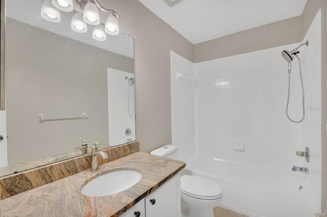 632 KENSINGTON LAKE CIR 632, Brandon, FL 33511