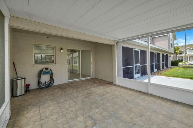 632 KENSINGTON LAKE CIR 632, Brandon, FL 33511