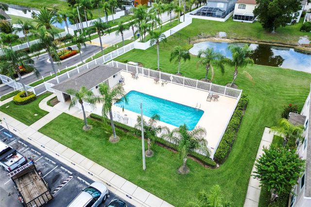 632 KENSINGTON LAKE CIR 632, Brandon, FL 33511