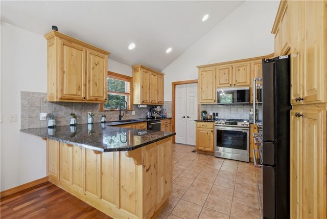 716 E Hilltop Drive, Rogers, AR 72756