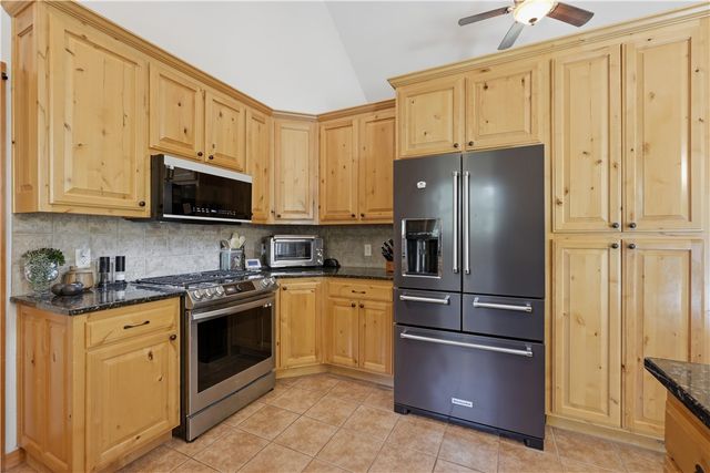 716 E Hilltop Drive, Rogers, AR 72756