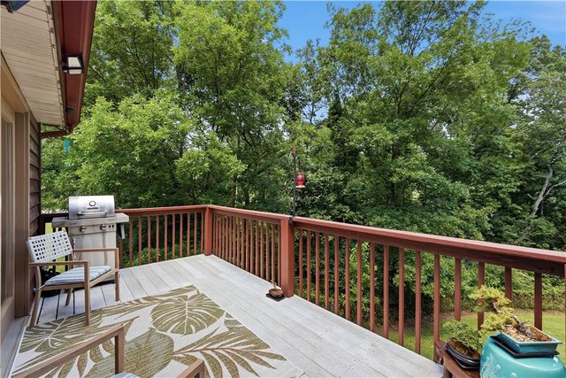 716 E Hilltop Drive, Rogers, AR 72756