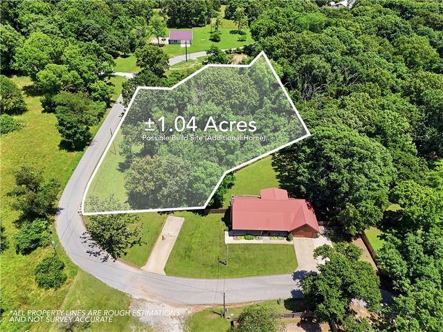 716 E Hilltop Drive, Rogers, AR 72756