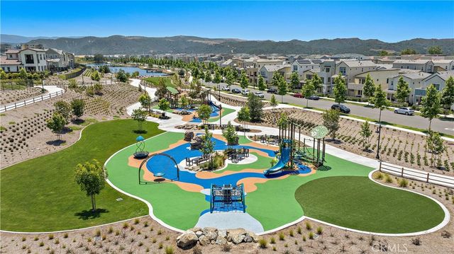 1200 Lasso Way 303, Rancho Mission Viejo, CA 92694