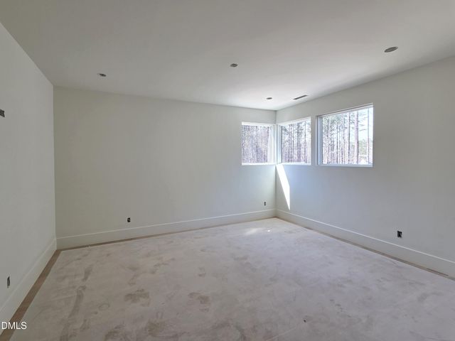 7608 Falls Creek Lane, Raleigh, NC 27614