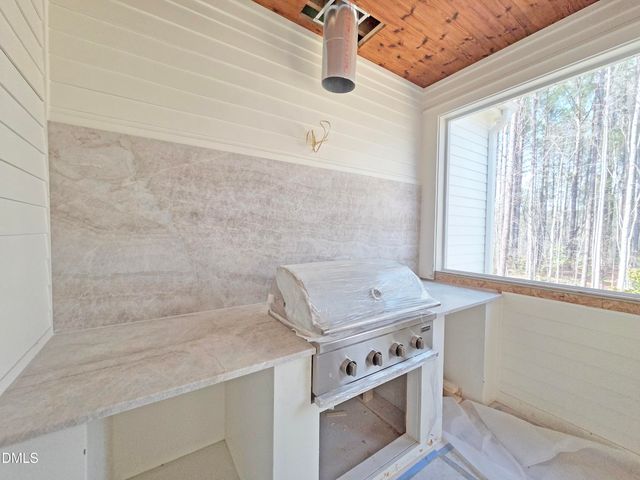 7608 Falls Creek Lane, Raleigh, NC 27614