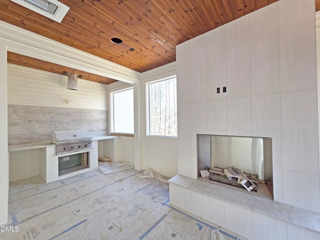 7608 Falls Creek Lane, Raleigh, NC 27614