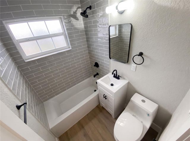 8710 94TH AVENUE, Seminole, FL 33777