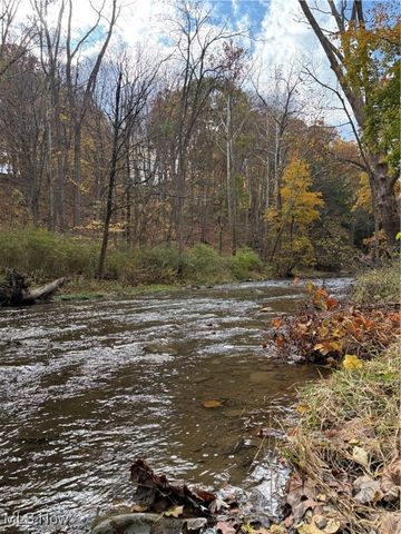 3226 Yellow Creek Road, Bath, OH 44333