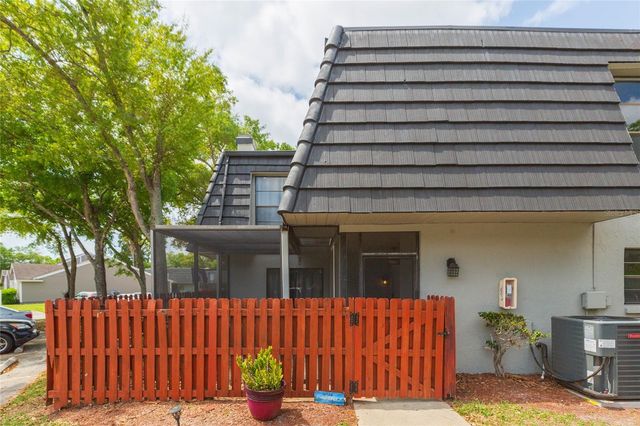 12738 WOOD TRAIL BOULEVARD, Tampa, FL 33625