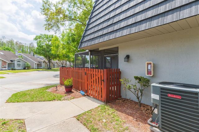 12738 WOOD TRAIL BOULEVARD, Tampa, FL 33625