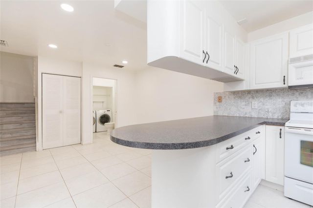 12738 WOOD TRAIL BOULEVARD, Tampa, FL 33625