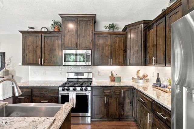 116 NE 13th Avenue, Albany, OR 97321