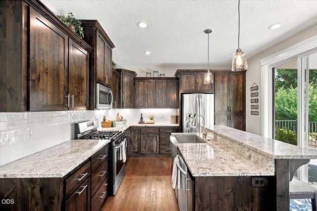 116 NE 13th Avenue, Albany, OR 97321