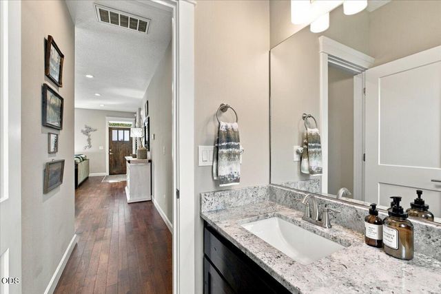 116 NE 13th Avenue, Albany, OR 97321