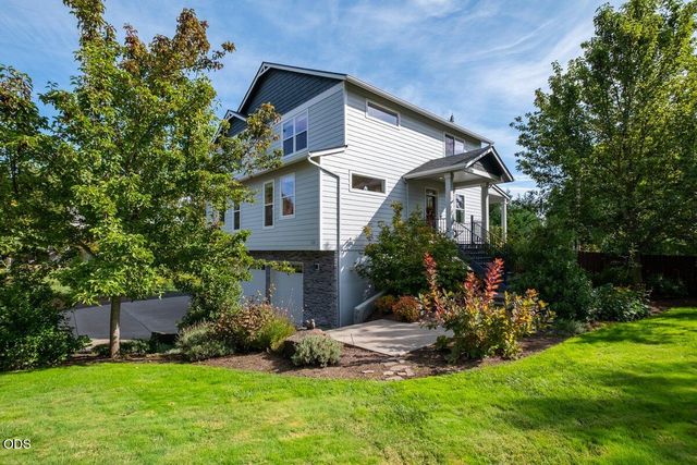116 NE 13th Avenue, Albany, OR 97321