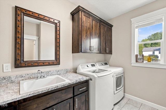 116 NE 13th Avenue, Albany, OR 97321
