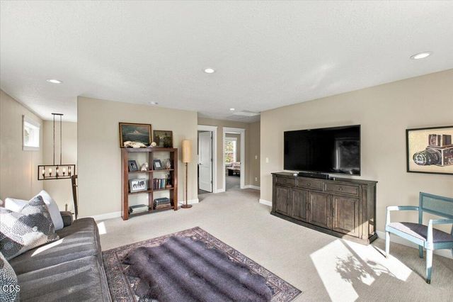 116 NE 13th Avenue, Albany, OR 97321