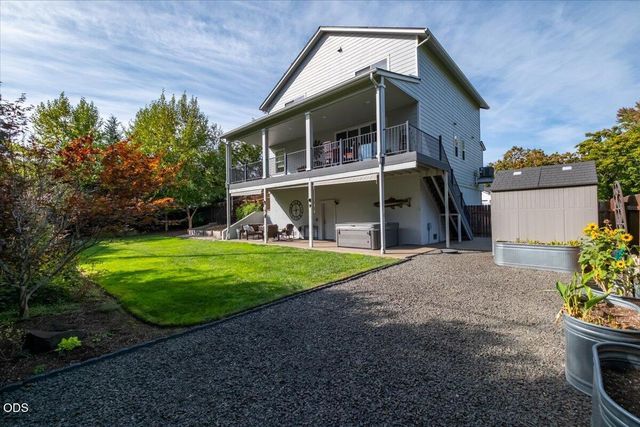 116 NE 13th Avenue, Albany, OR 97321