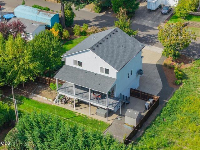 116 NE 13th Avenue, Albany, OR 97321