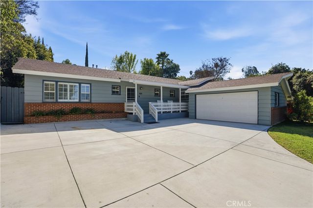 909 W Crescent, Redlands, CA 92373