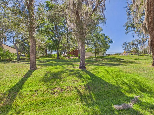 7511 HEATHER WALK DRIVE, Weeki Wachee, FL 34613