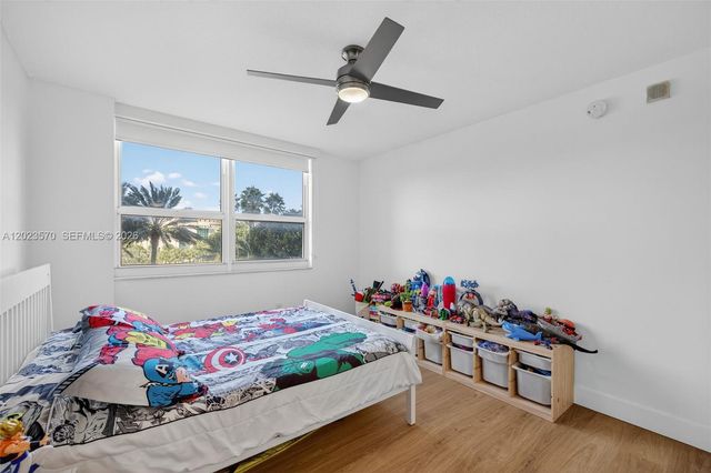 19501 W Country Club Dr 313, Aventura, FL 33180