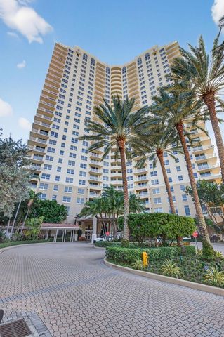 19501 W Country Club Dr 313, Aventura, FL 33180