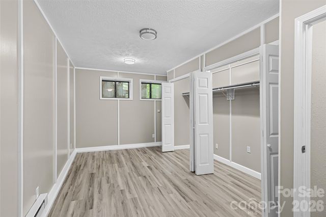 659 Salisbury Road, Hendersonville, NC 28792