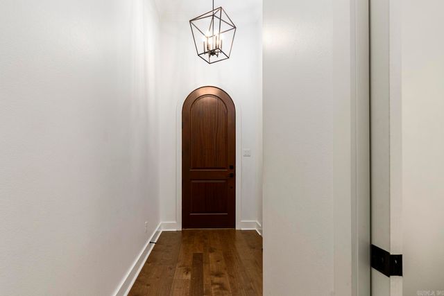 736 Wildcreek Circle, Little Rock, AR 72223